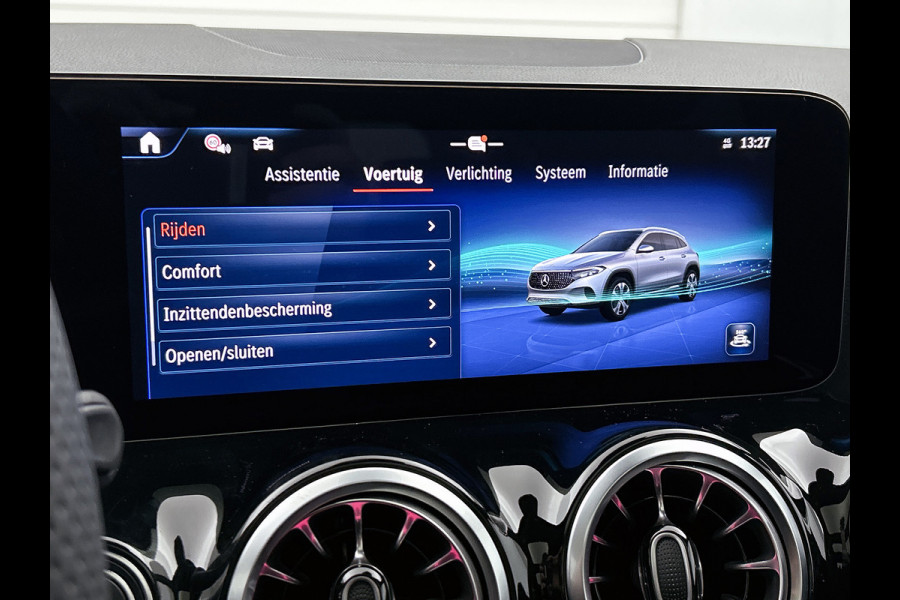 Mercedes-Benz EQA 250+ Business Solution AMG 71 kWh | Trekhaak | Nightpakket | GUARD 360° Voertuigbescherming Plus | Memorypakket | Panoramaschuifdak | Head-up display | 360° camera | Burmester® 3D sound systeem |