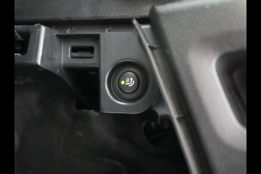 BMW X3 xDrive30e M Sport Plug In Hybrid 293pk Dealer O.H. PHEV | Trekhaak Af Fabriek | Camera | Adaptief Onderstel | Lederen Sportstoelen Verwarmd | Adaptive LED | Hifi Audio | Sfeerverlichting | 20"L.M | Virtual | Navigatie | DAB | Cruise Control |