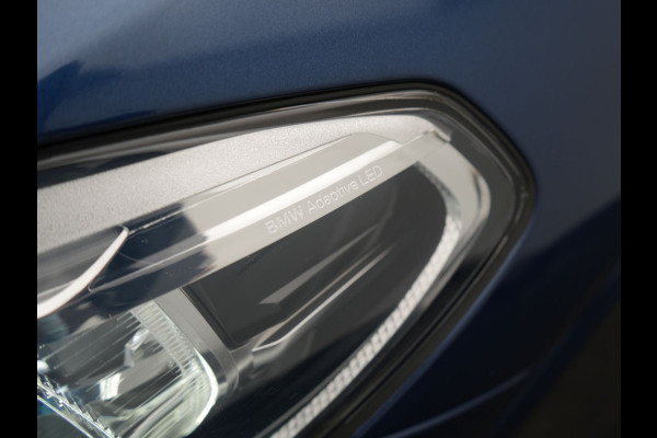 BMW X3 xDrive30e M Sport Plug In Hybrid 293pk Dealer O.H. PHEV | Trekhaak Af Fabriek | Camera | Adaptief Onderstel | Lederen Sportstoelen Verwarmd | Adaptive LED | Hifi Audio | Sfeerverlichting | 20"L.M | Virtual | Navigatie | DAB | Cruise Control |