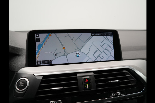 BMW X3 xDrive30e M Sport Plug In Hybrid 293pk Dealer O.H. PHEV | Trekhaak Af Fabriek | Camera | Adaptief Onderstel | Lederen Sportstoelen Verwarmd | Adaptive LED | Hifi Audio | Sfeerverlichting | 20"L.M | Virtual | Navigatie | DAB | Cruise Control |