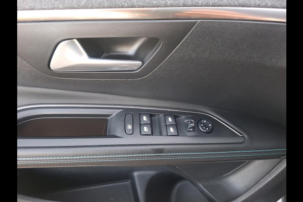 Peugeot 5008 1.2 Blue Lease Allure 7 persoons |  Climate Control V+A | Navi | Cruise Control |