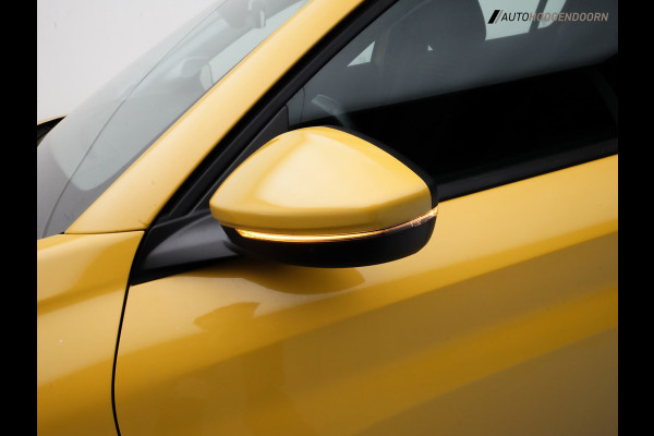 Peugeot 208 1.2 PureTech Active Pack 100pk (APPLE CARPLAY,LM-VELGEN,LED VERLICHTING,CRUISE,CLIMATE,NAVI,360 CAMERA,NIEUWE APK)