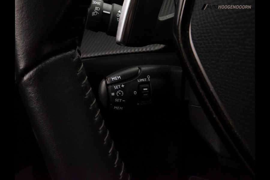 Peugeot 208 1.2 PureTech Active Pack 100pk (APPLE CARPLAY,LM-VELGEN,LED VERLICHTING,CRUISE,CLIMATE,NAVI,360 CAMERA,NIEUWE APK)
