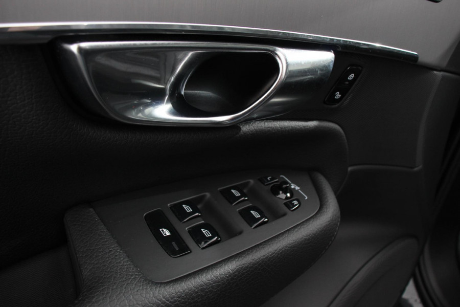 Volvo XC90 2.0 T8 Recharge AWD Inscription Expression |  Navigatie | Apple Carplay/Android Auto | Parkeersensoren  | Stoel- en stuurverwarming | Adaptive Cruise Control | Virtual Cockpit | Elektrisch inklapbare trekhaak | Elektrisch verstelbare bestuurderstoel met geheugen | Inductieladen voor smartphone