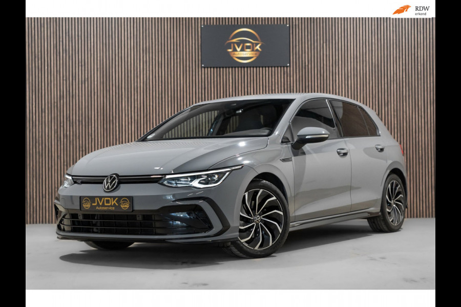 Volkswagen Golf 1.5 eTSI R-Line 2020 DSG IQ PANO CAMERA VIRTUAL