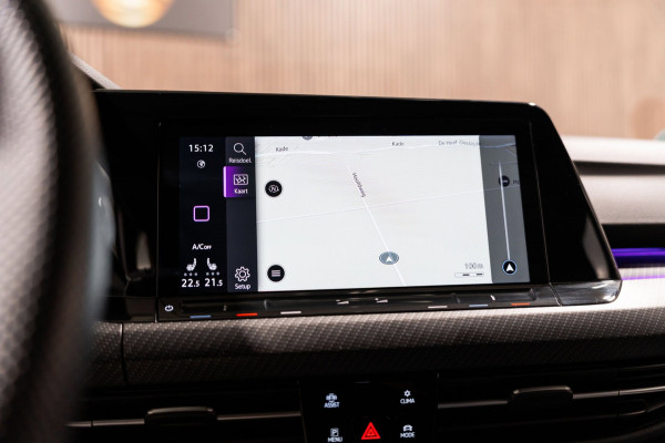 Volkswagen Golf 1.5 eTSI R-Line 2020 DSG IQ PANO CAMERA VIRTUAL