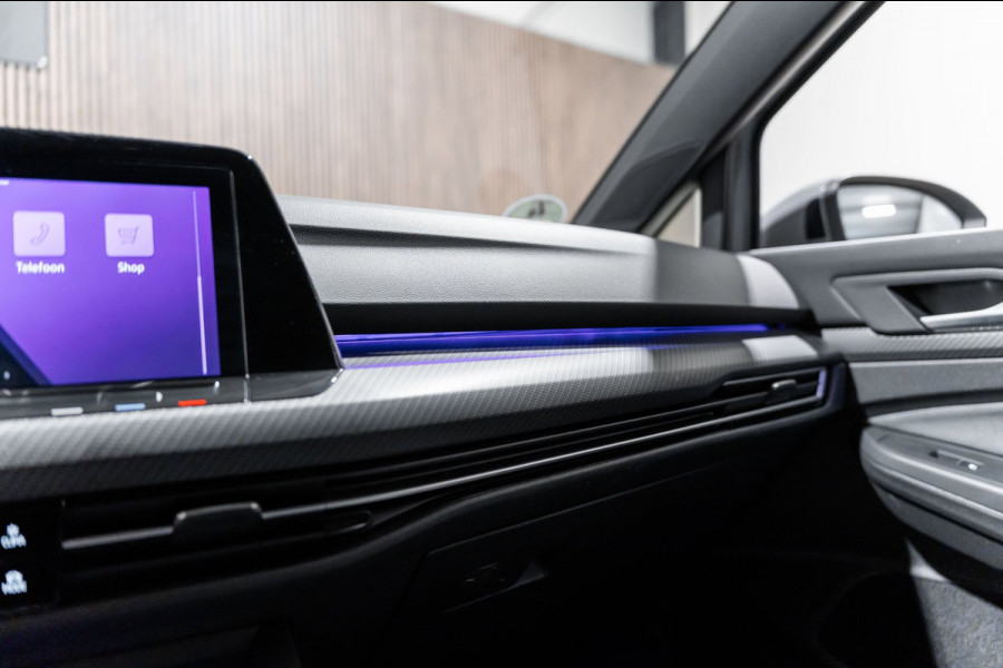 Volkswagen Golf 1.5 eTSI R-Line 2020 DSG IQ PANO CAMERA VIRTUAL