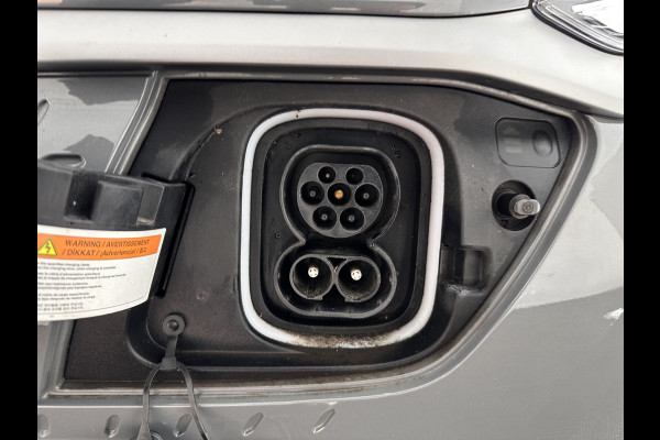 Hyundai Kona EV Comfort 39 kWh [ 3-Fase-11kW] (INCL-BTW) *DIGI-COCKPIT | ADAPTIVE-CRUISE | CARPLAY | DAB | LANE-ASSIST | KEYLESS | COMFORT-SEATS | CCS-FASTLOADER | SHIFTPADDLES | 17"ALU*