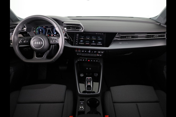 Audi A3 Sportback 40 TFSI e Pro Line 204pk | Parkeercamera | Stoelverwarming | Adaptieve cruise controle | Sportstoelen
