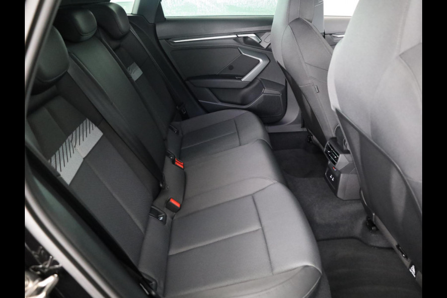 Audi A3 Sportback 40 TFSI e Pro Line 204pk | Parkeercamera | Stoelverwarming | Adaptieve cruise controle | Sportstoelen
