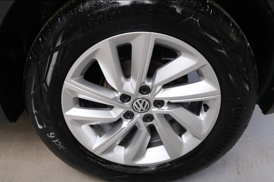 Volkswagen T-Cross 1.0 TSI Life Automaat - N.A.P. Carplay, Camera, Cruise.