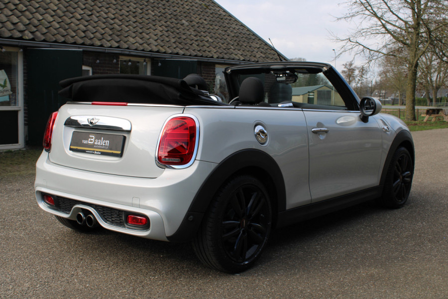 MINI Cabrio 2.0 Cooper S 192Pk JCW AUTOMAAT XENON UNION JACK NAVI ECC 96000KM!!!