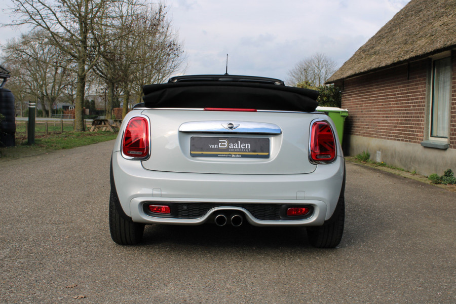 MINI Cabrio 2.0 Cooper S 192Pk JCW AUTOMAAT XENON UNION JACK NAVI ECC 96000KM!!!