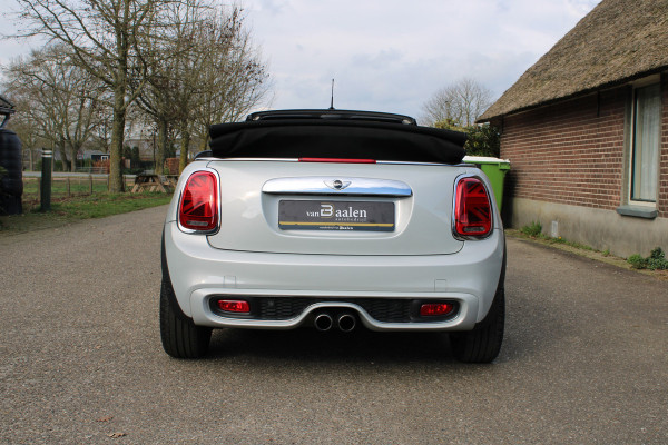 MINI Cabrio 2.0 Cooper S 192Pk JCW AUTOMAAT XENON UNION JACK NAVI ECC 96000KM!!!