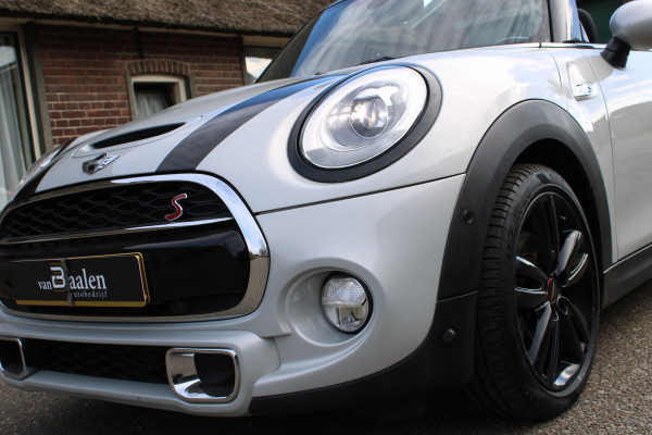 MINI Cabrio 2.0 Cooper S 192Pk JCW AUTOMAAT XENON UNION JACK NAVI ECC 96000KM!!!