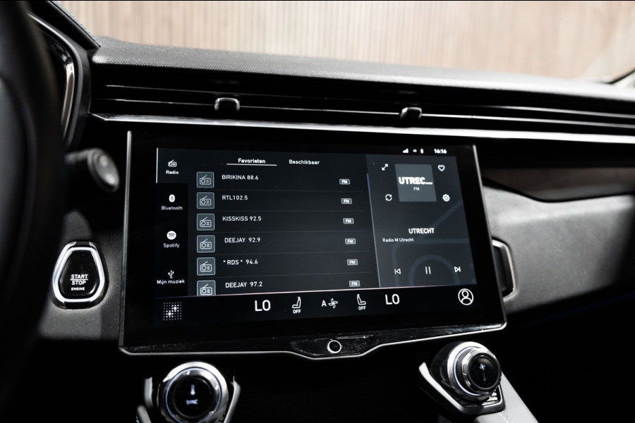 Lynk & Co 01 1.5 2022 LED PANO CAMERA 20INCH NAVI