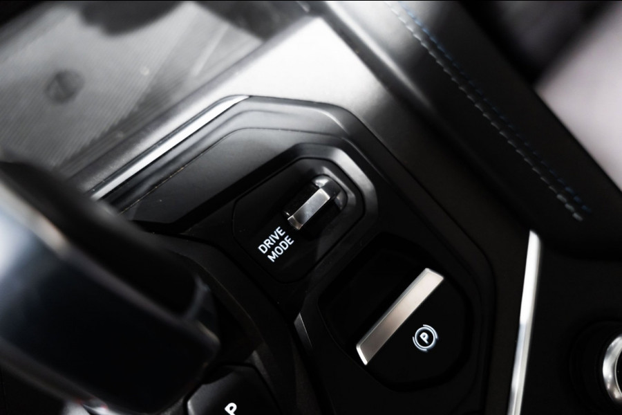 Lynk & Co 01 1.5 2022 LED PANO CAMERA 20INCH NAVI