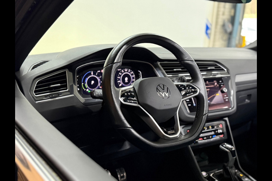 Volkswagen Tiguan 1.4 TSI eHybrid R-Line Business+ | VOL! | Black Style | Pano | Massage | IQ Martix LED | Leder | Discover Pro |
