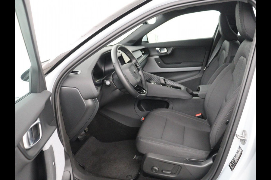 Polestar 2 Standard Range Single Motor 69 kWh | SOH 95% | Stoelverwarming | 360 Camera | Adaptive cruise | Carplay | Full LED