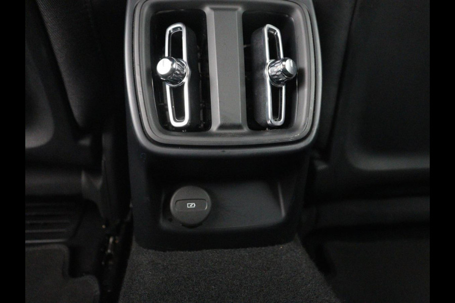 Polestar 2 Standard Range Single Motor 69 kWh | SOH 95% | Stoelverwarming | 360 Camera | Adaptive cruise | Carplay | Full LED