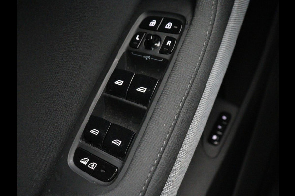 Polestar 2 Standard Range Single Motor 69 kWh | SOH 95% | Stoelverwarming | 360 Camera | Adaptive cruise | Carplay | Full LED