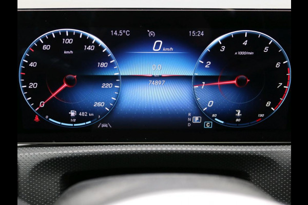 Mercedes-Benz A-Klasse 180 Business Solution Luxury Ledkoplampen | Sfeerverlichting | Stoelverwarming | Parkeerpakket met achteruitrijcamera. Inclusief 48 maanden MB Certified garantie voor Europa.