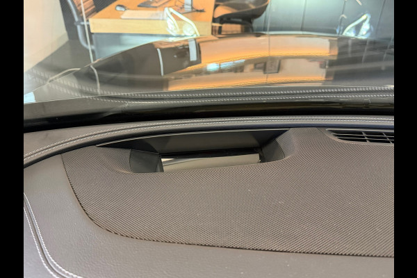 Mercedes-Benz E-Klasse 300 e AMG Night Panorama Burmester Head-Up Display