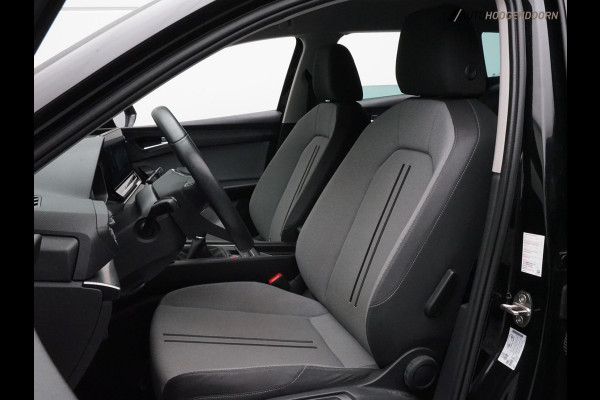 Seat Leon Sportstourer 1.0 TSI Style Business Intense Sport (CARPLAY,DIGITAL DISPLAY,KEYLESS,ADAPTIVE CRUISE,PARKEERSENSOR,CAMERA)