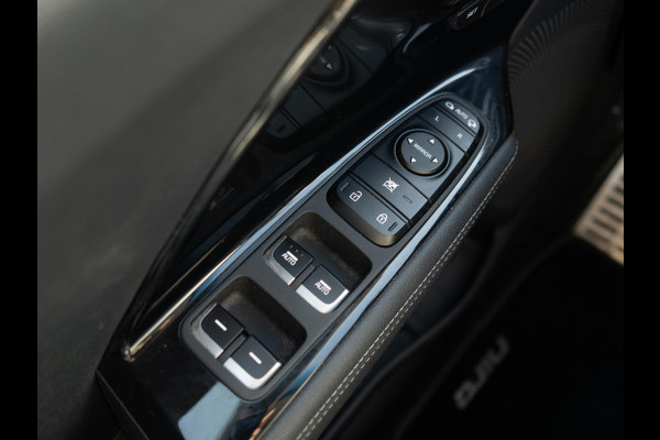 Kia Niro 1.6 GDi Hybrid ExecutiveLine | Stoelventilatie/verwarming | Trekhaak | PDC voor & achter | Achteruitrijcamera |