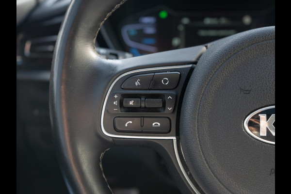 Kia Niro 1.6 GDi Hybrid ExecutiveLine | Stoelventilatie/verwarming | Trekhaak | PDC voor & achter | Achteruitrijcamera |
