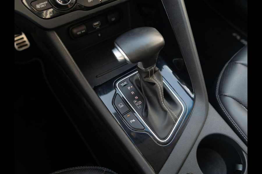 Kia Niro 1.6 GDi Hybrid ExecutiveLine | Stoelventilatie/verwarming | Trekhaak | PDC voor & achter | Achteruitrijcamera |