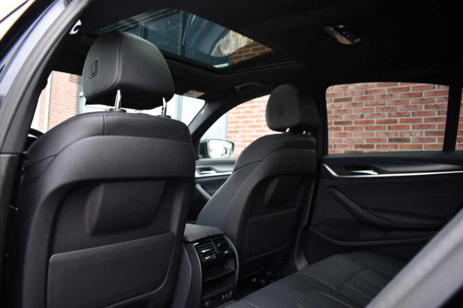 BMW 5 Serie 530e M-Sport Pano Trekh ACC HUD 360 Laser El-Klep