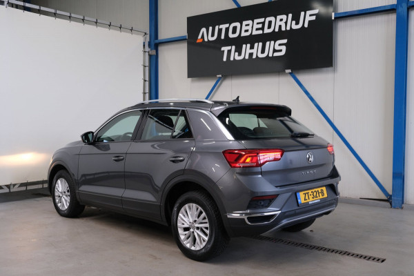 Volkswagen T-Roc 1.5 TSI Style Business Automaat - N.A.P. Airco, Carplay, Navi, PDc, Cruise.