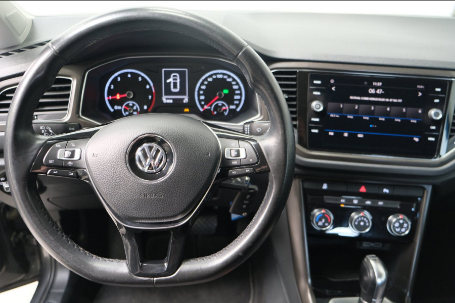Volkswagen T-Roc 1.5 TSI Style Business Automaat - N.A.P. Airco, Carplay, Navi, PDc, Cruise.