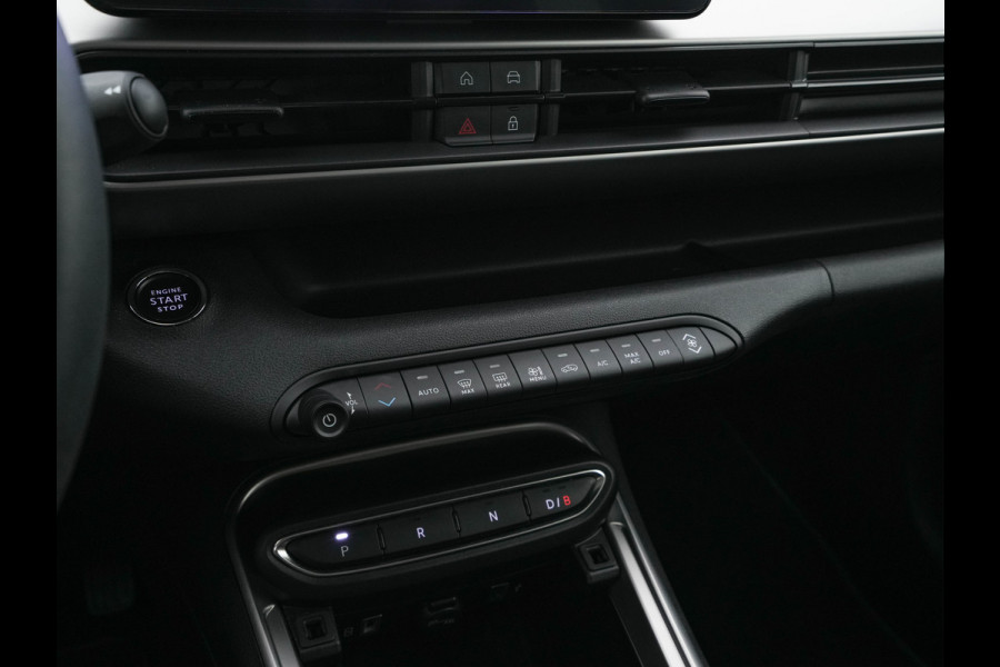 Jeep Avenger Summit 54 kWh [ 3-Fase ] {SOH-95%} (INCL-BTW) *HEATPUMP | LEATHER-MICROFIBRE | FULL-LED | ADAPTIVE-CRUISE | BLIND-SPOT | CAMERA | DIGI-COCKPIT | NAVI-FULLMAP | HEATED-COMFORTSEATS | ECC | AMBIENT-LIGHT | PDC | CARPLAY | CRUISE