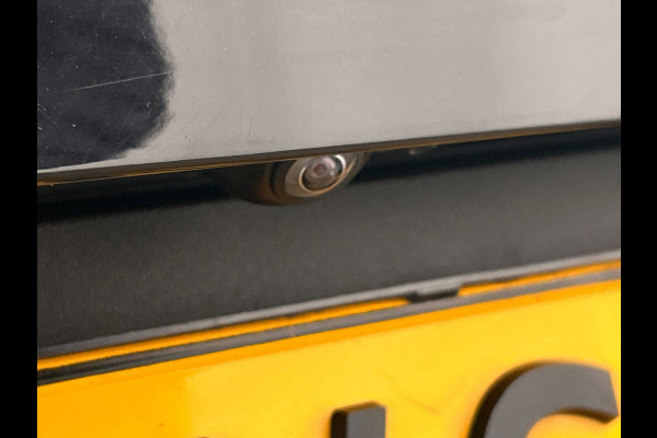 Volvo XC40 Recharge P8 AWD R-Design | SOH 93% | Origineel NL | Camera | Stuur + Stoelverwarming | Apple/Carplay