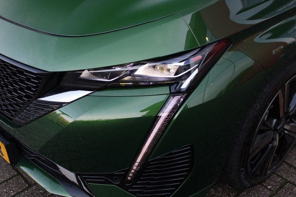 Peugeot 308 1.6 HYbrid 225PK AUTOMAAT GT PACK BUSINESS | PANO DAK | FOCAL AUDIO | FULL LED KOPLAMPEN | MASSAGE STOELEN | STOEL/STUUR VERW. | NAVIGATIE | CAMERA | ADAPTIVE CRUISE | DODEHOEK BEWAKING | DRAADLOZE TELEFOONLADER | KEYLESS ENTRY |