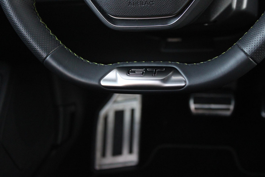 Peugeot 308 1.6 HYbrid 225PK AUTOMAAT GT PACK BUSINESS | PANO DAK | FOCAL AUDIO | FULL LED KOPLAMPEN | MASSAGE STOELEN | STOEL/STUUR VERW. | NAVIGATIE | CAMERA | ADAPTIVE CRUISE | DODEHOEK BEWAKING | DRAADLOZE TELEFOONLADER | KEYLESS ENTRY |