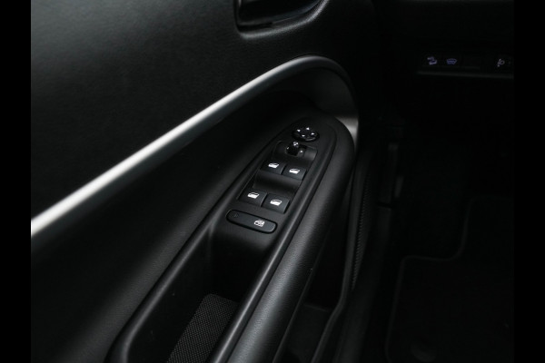 Jeep Avenger Summit 54 kWh [ 3-Fase ] {SOH-95%} (INCL-BTW) *HEATPUMP | LEATHER-MICROFIBRE | FULL-LED | ADAPTIVE-CRUISE | BLIND-SPOT | CAMERA | DIGI-COCKPIT | NAVI-FULLMAP | HEATED-COMFORTSEATS | ECC | AMBIENT-LIGHT | PDC | CARPLAY | CRUISE