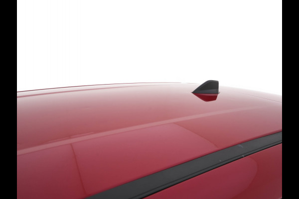 Jeep Avenger Summit 54 kWh [ 3-Fase ] {SOH-95%} (INCL-BTW) *HEATPUMP | LEATHER-MICROFIBRE | FULL-LED | ADAPTIVE-CRUISE | BLIND-SPOT | CAMERA | DIGI-COCKPIT | NAVI-FULLMAP | HEATED-COMFORTSEATS | ECC | AMBIENT-LIGHT | PDC | CARPLAY | CRUISE