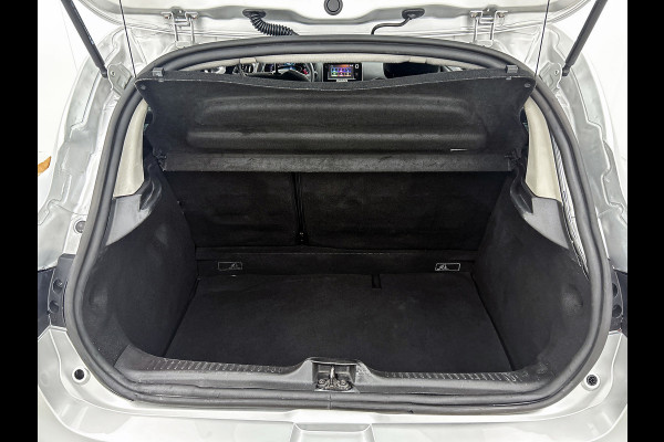 Renault Clio 1.2 16V (Goed OndeH, Navi, Airco, Cruise Con, Bluetooth, Multimedia, Etc)