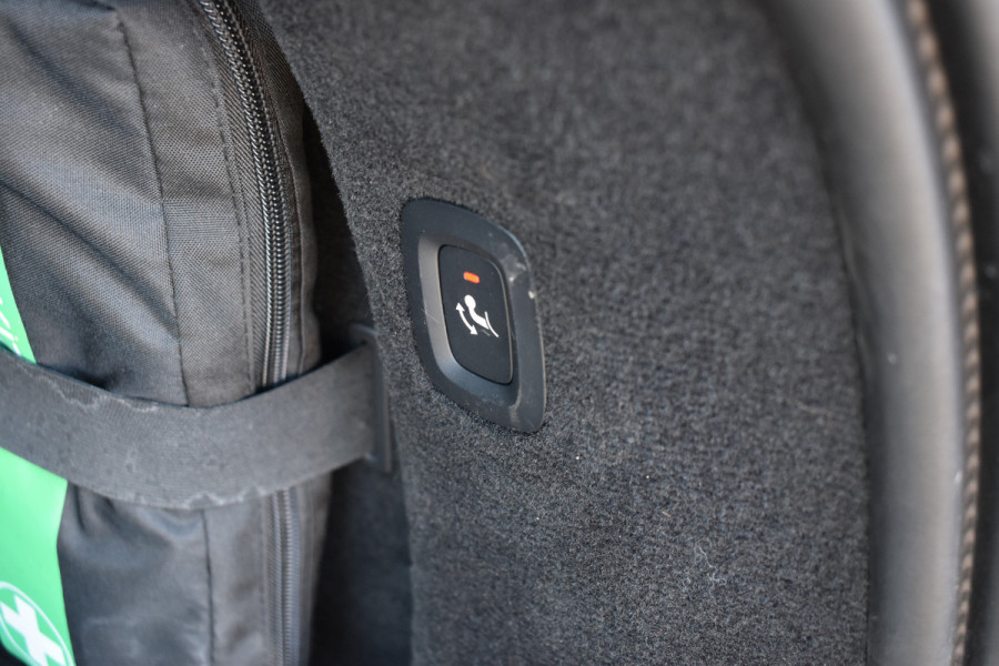 Volvo V90 T8 390PK AWD Inscription Exclusive | Trekhaak | Luchtvering | H&K | ACC | Panodak