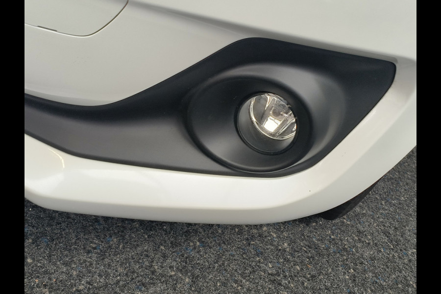 Suzuki Swift 1.2 Select Smart Hybrid uit 2023 Rijklaar + 12 maanden Bovag-garantie Henk Jongen Auto's in Helmond,  al 50 jaar service zoals 't hoort!