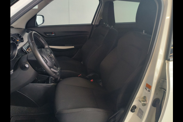Suzuki Swift 1.2 Select Smart Hybrid uit 2023 Rijklaar + 12 maanden Bovag-garantie Henk Jongen Auto's in Helmond,  al 50 jaar service zoals 't hoort!