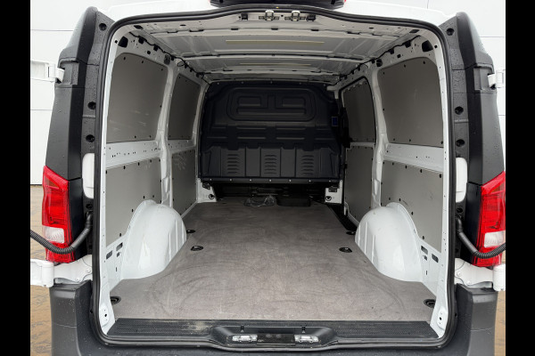 Mercedes-Benz eVito 112 Pro 66kWh Facelift 286km WLTP Snelladen L2H1 Climate Control Adaptieve Cruise Mercedes ME Carplay Camera