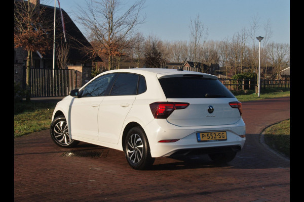 Volkswagen Polo 1.0 TSI Life Business | Apple Carplay | Stoelverwarming | Parkeersensoren | Privacy Glas | NL-Auto |
