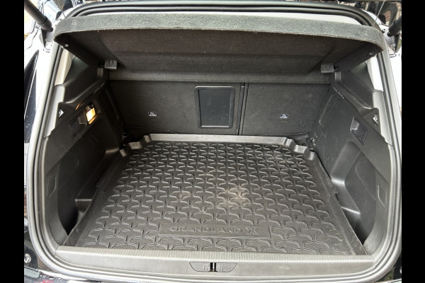 Opel Grandland 1.2 Turbo 130pk Innov. Camera, Carplay, Navi, 18" LMV