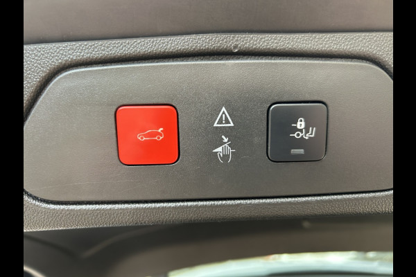 Opel Grandland 1.2 Turbo 130pk Innov. Camera, Carplay, Navi, 18" LMV