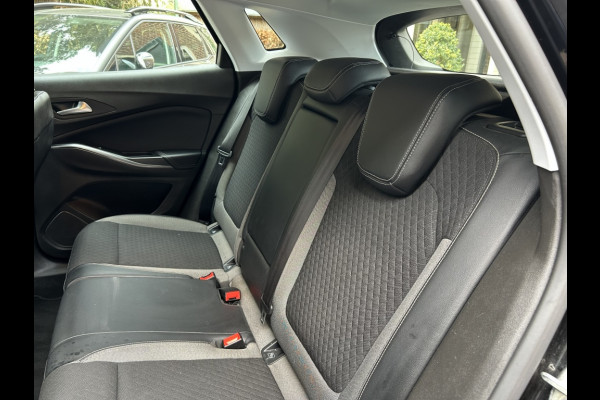 Opel Grandland 1.2 Turbo 130pk Innov. Camera, Carplay, Navi, 18" LMV