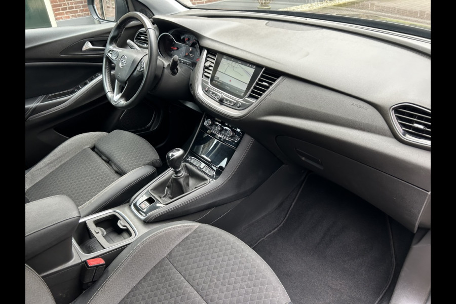 Opel Grandland 1.2 Turbo 130pk Innov. Camera, Carplay, Navi, 18" LMV